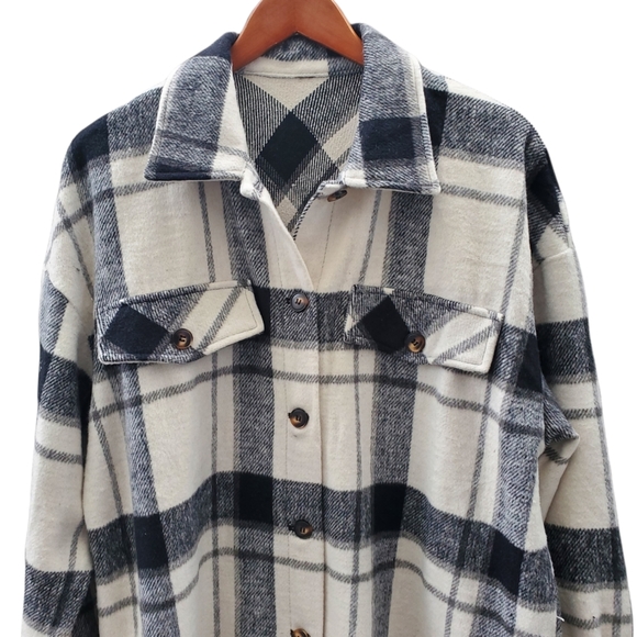 Plaid Drop Shoulder Button Oversized Coat - Picture 9 of 12